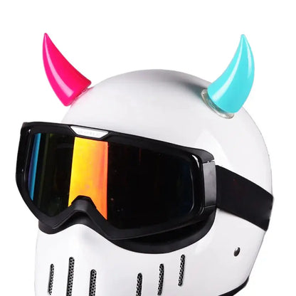Décoration casque moto cornes de diable - MotoComplice